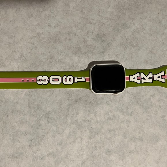Alpha Kappa Alpha Apple Watch Band Size 38/40/41 mm Bold Green - Picture 3 of 6